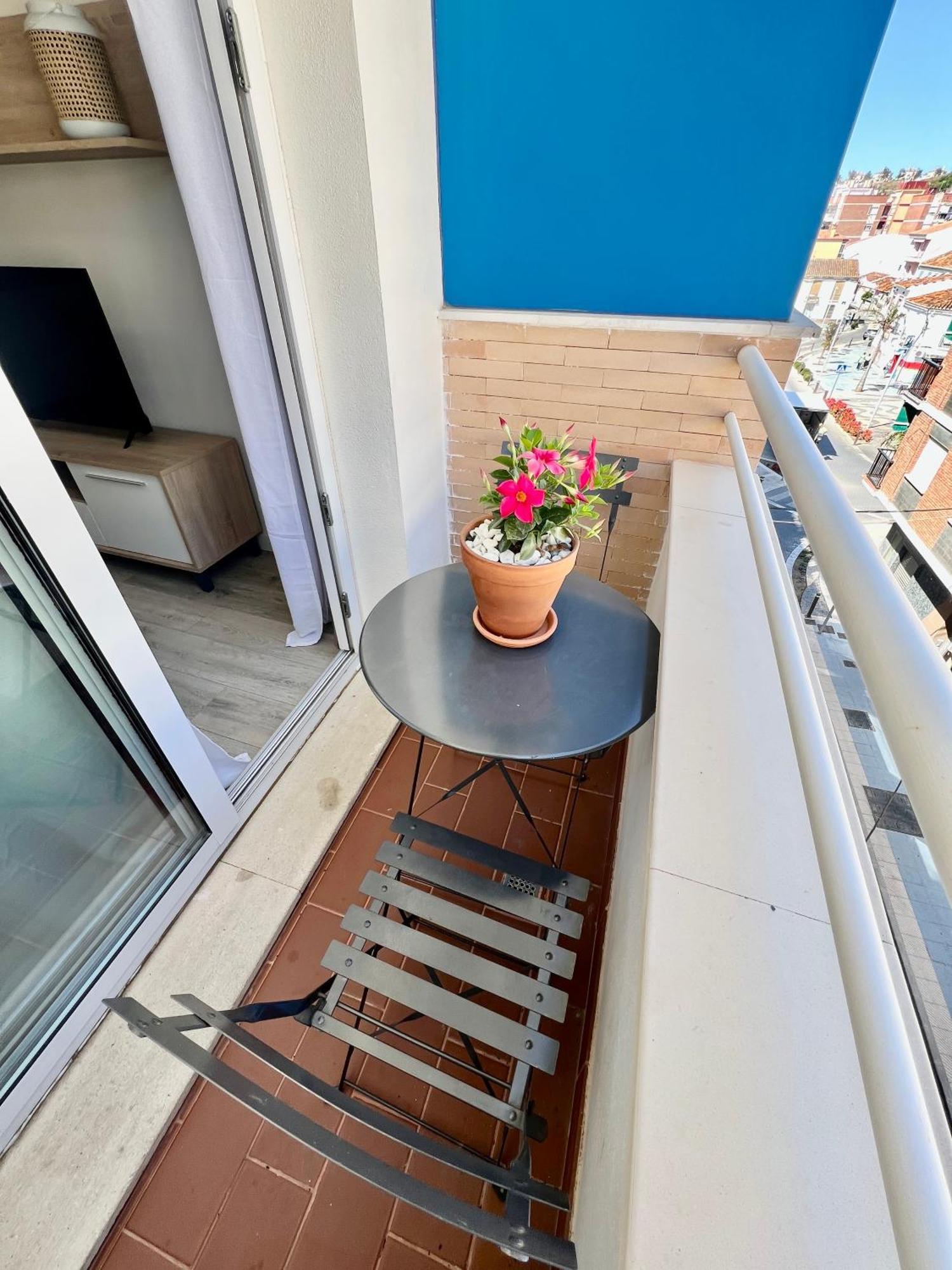 Apartamentos Rincon Del Mar Torre Del Mar Kültér fotó