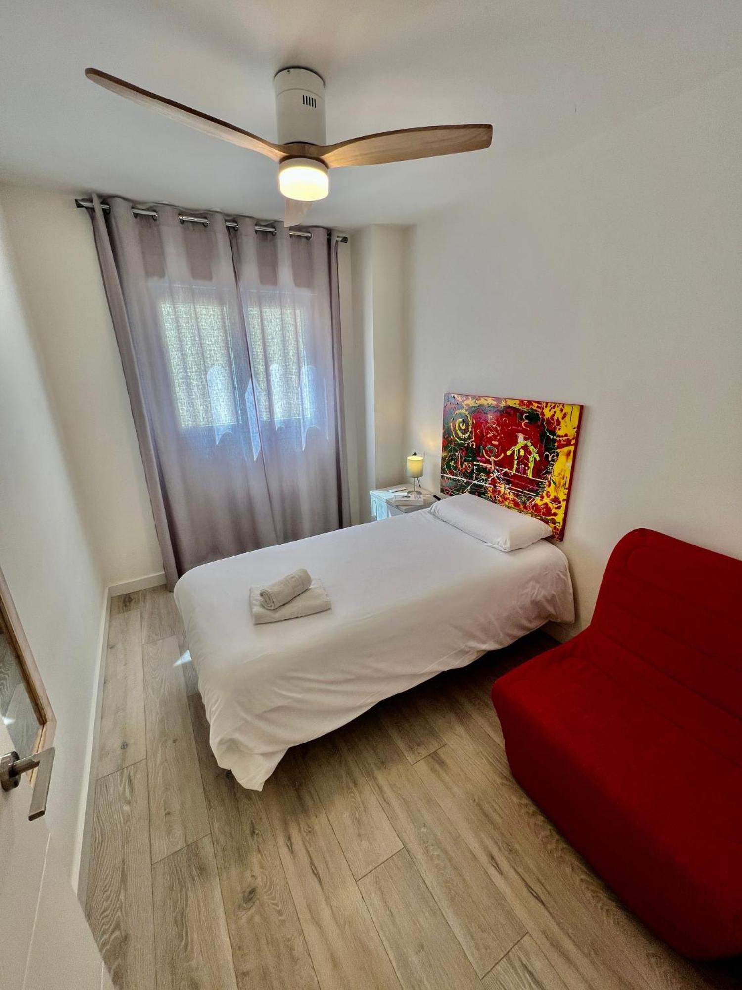 Apartamentos Rincon Del Mar Torre Del Mar Kültér fotó
