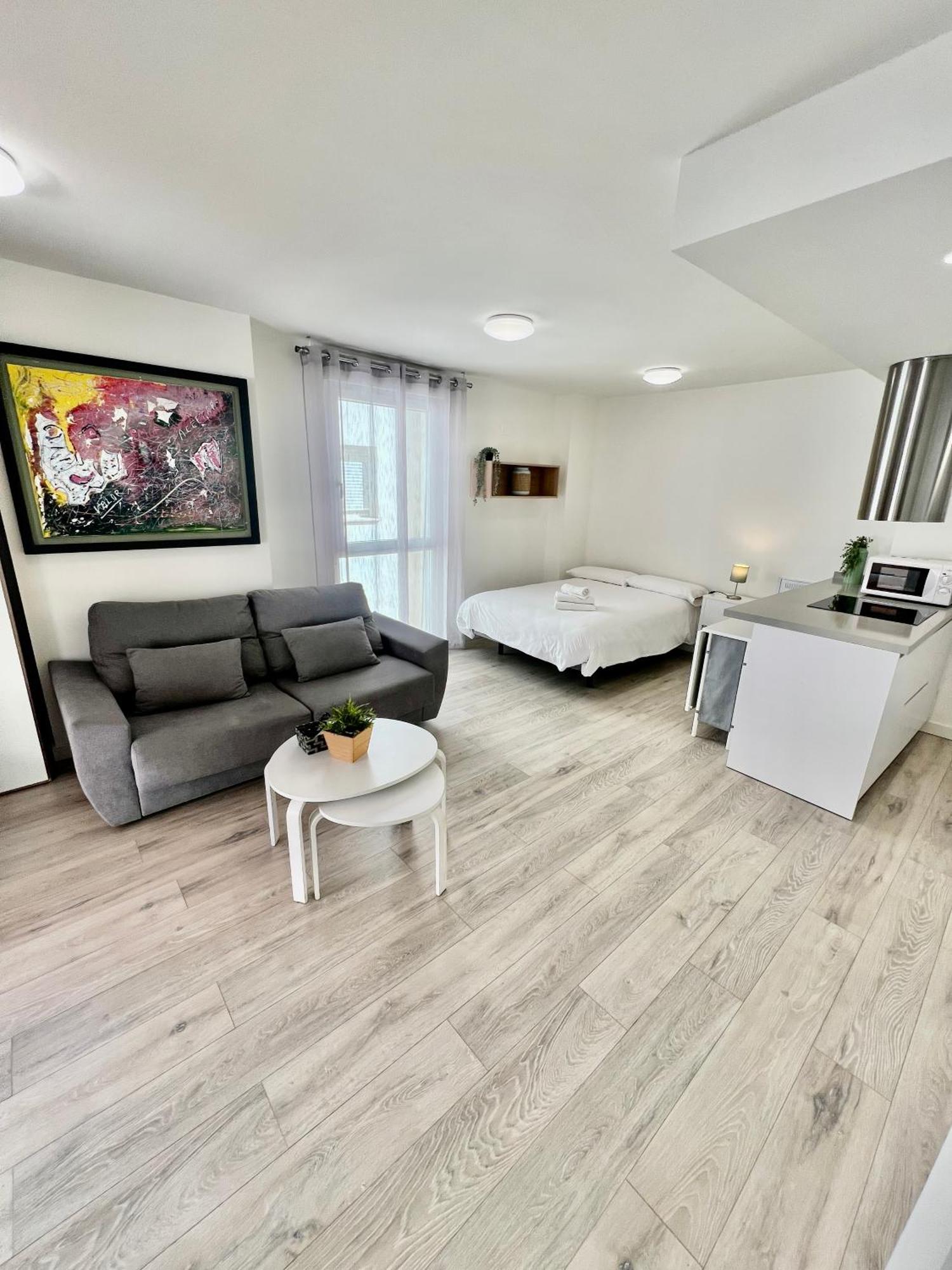 Apartamentos Rincon Del Mar Torre Del Mar Kültér fotó